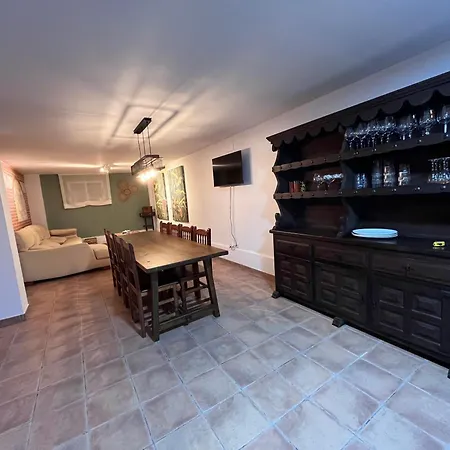 بيت للعطل Casa A La Orilla Del Valcorba *