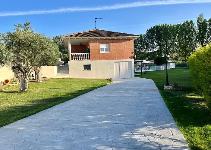 Casa A La Orilla Del Valcorba Сантибаньес-де-Валькорба